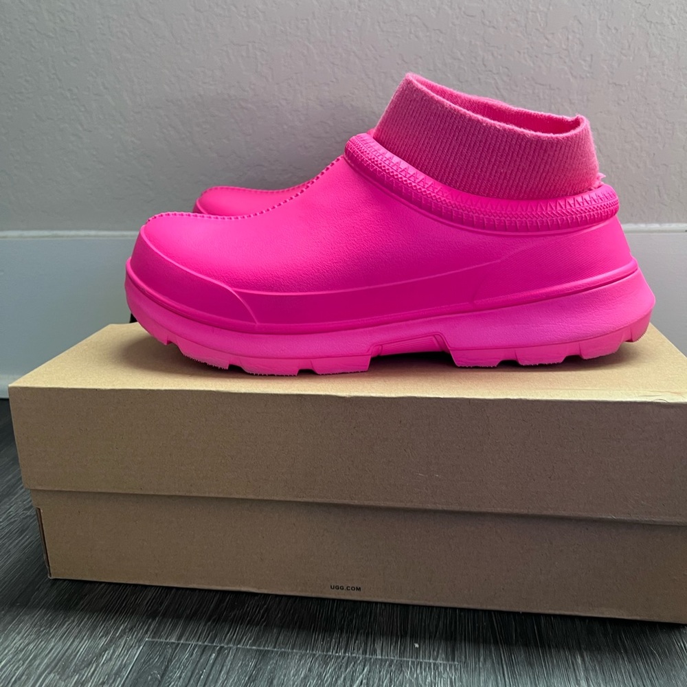 UGG Tasman X Rain Clog- Size 10W